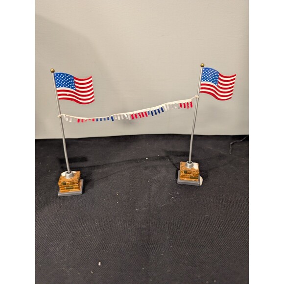 Dept 56 Original Snow Village”Friendly Used Car Sales” W/ Light & Box Retired - Picture 3 of 11